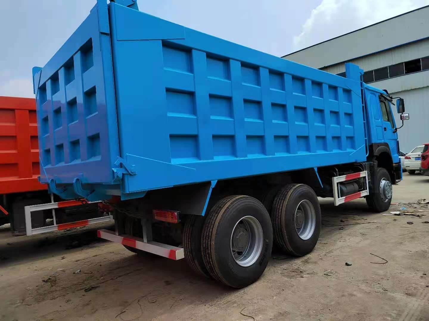 工程运输主力军 解析牵引车、自卸车与搅拌车的核心价值